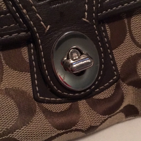 Authentic coach canvas wristlet - Picture 2 of 4